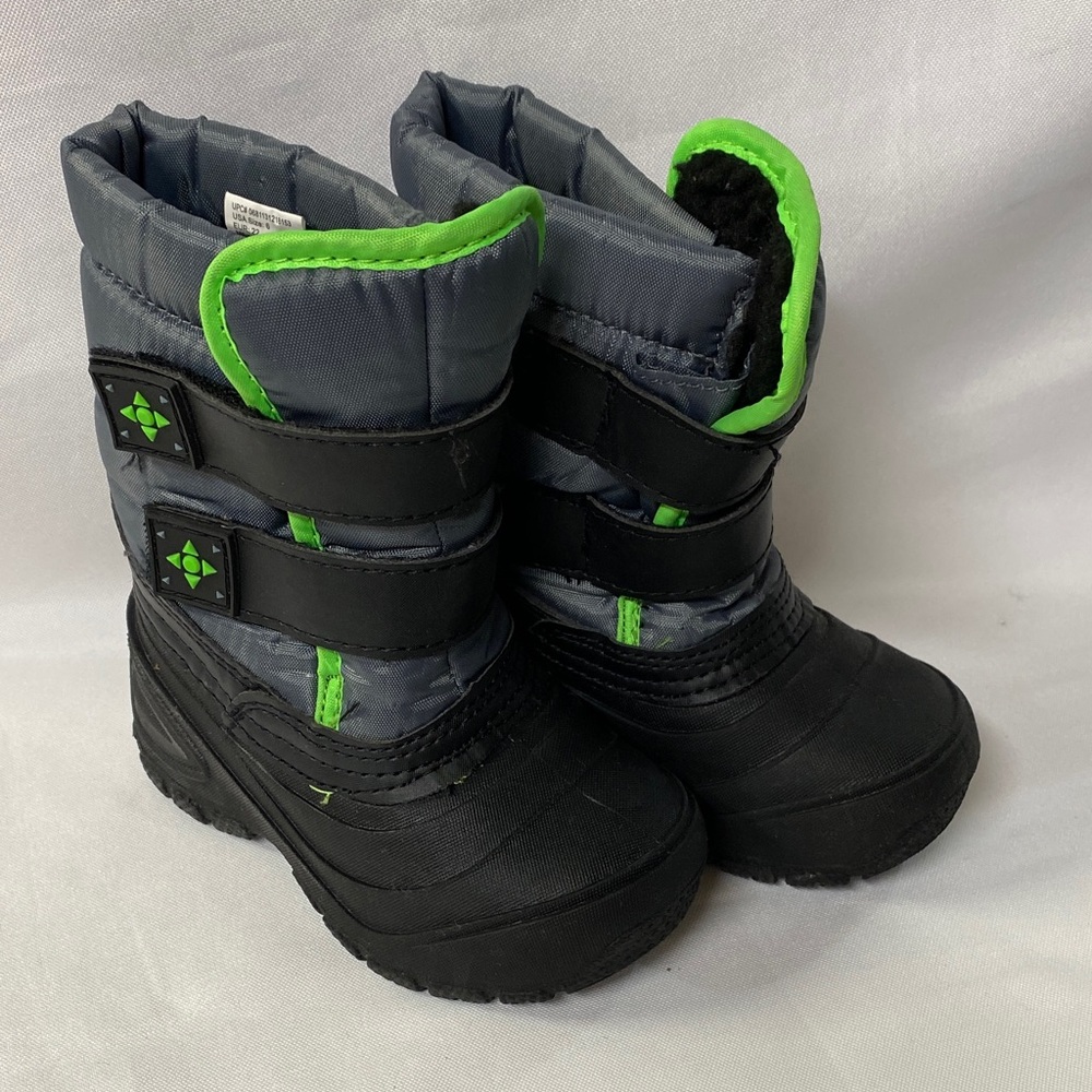 Wonder Nation Toddler Kids' Black and Green Winter Boots Size 6
